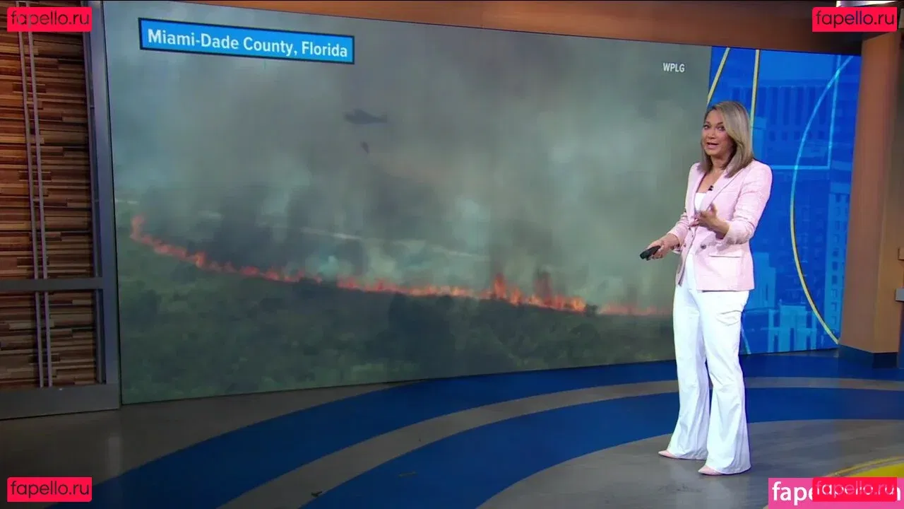 Hot News Weather Babes Onlyfans Photo Gallery 