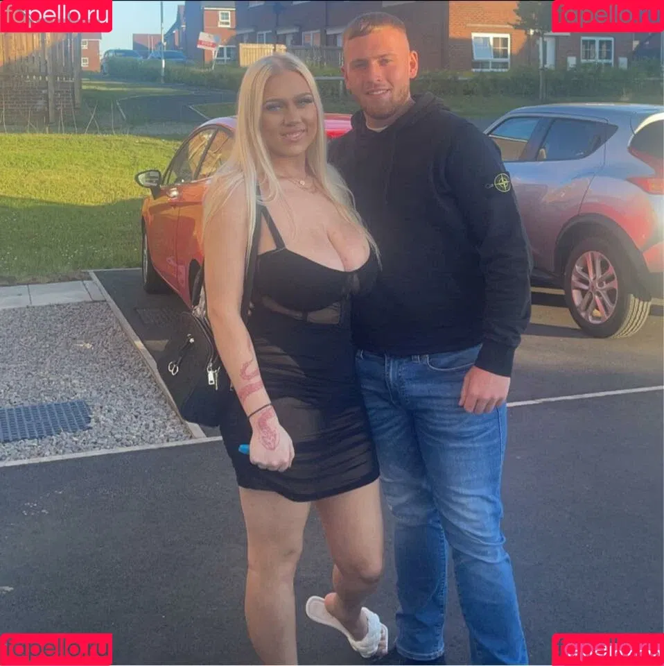 Emma H Onlyfans Photo Gallery 