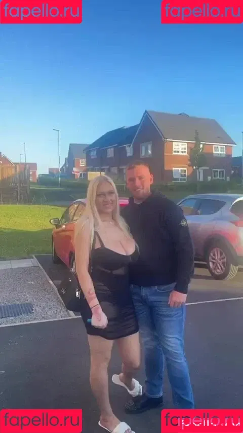 Emma H Onlyfans Photo Gallery 