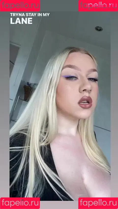 Emma H Onlyfans Photo Gallery 