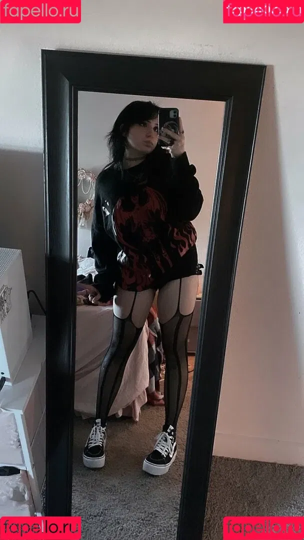 Logan_3x3 Onlyfans Photo Gallery 