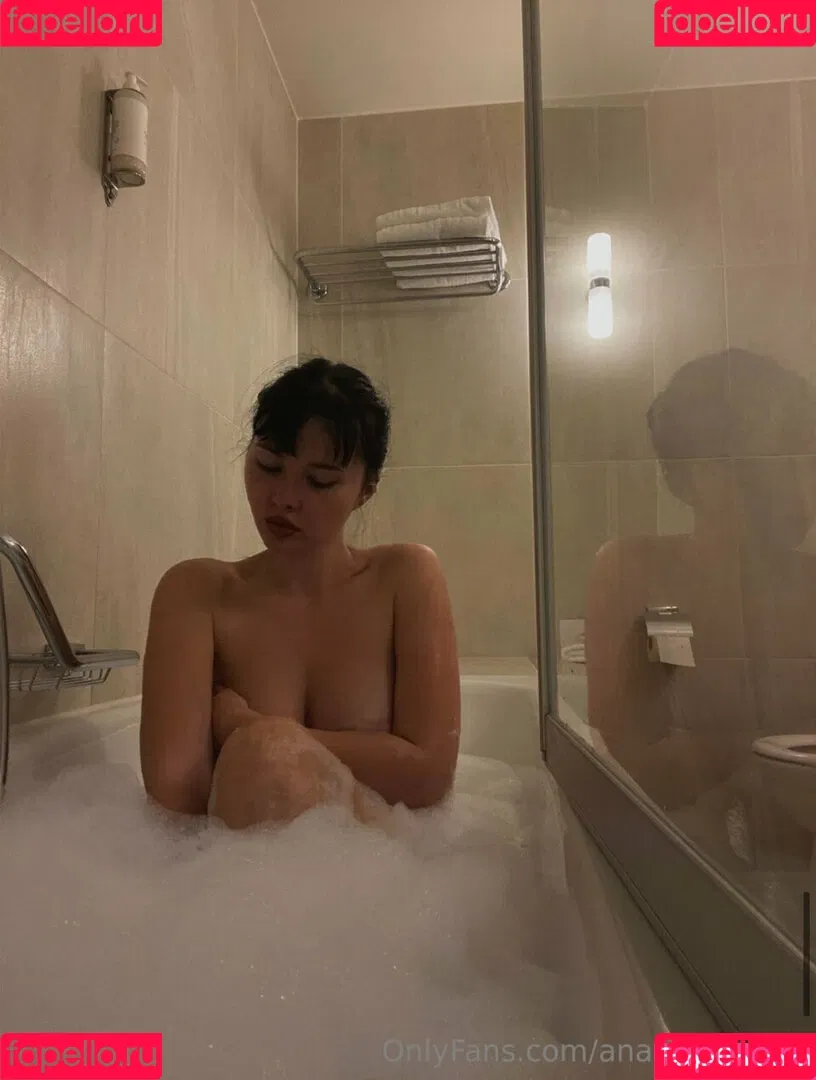 Ana Whiterose Onlyfans Photo Gallery 