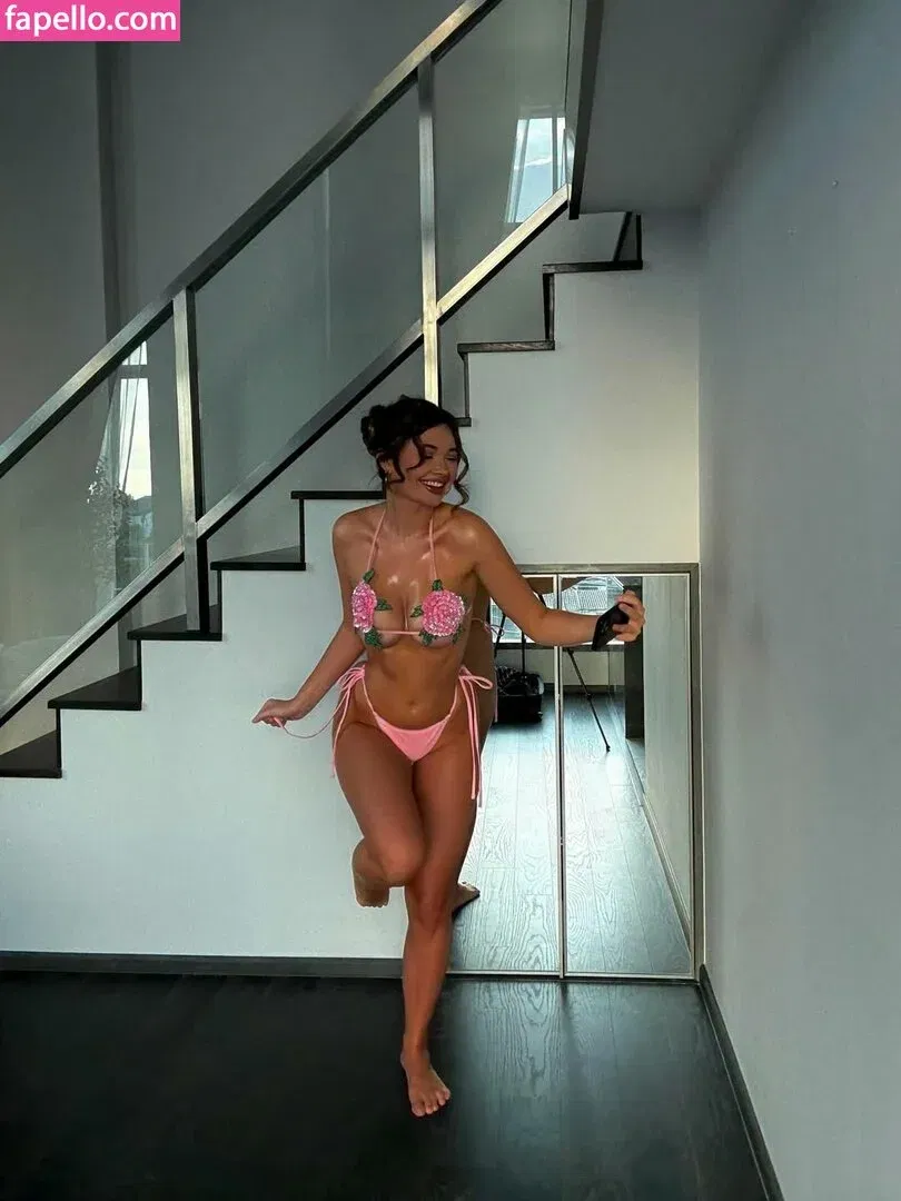 Ana Whiterose Onlyfans Photo Gallery 