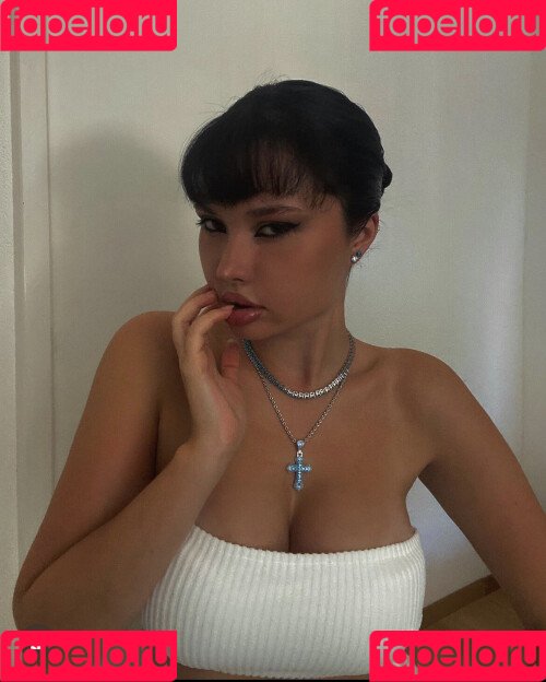 Ana Whiterose Onlyfans Photo Gallery 