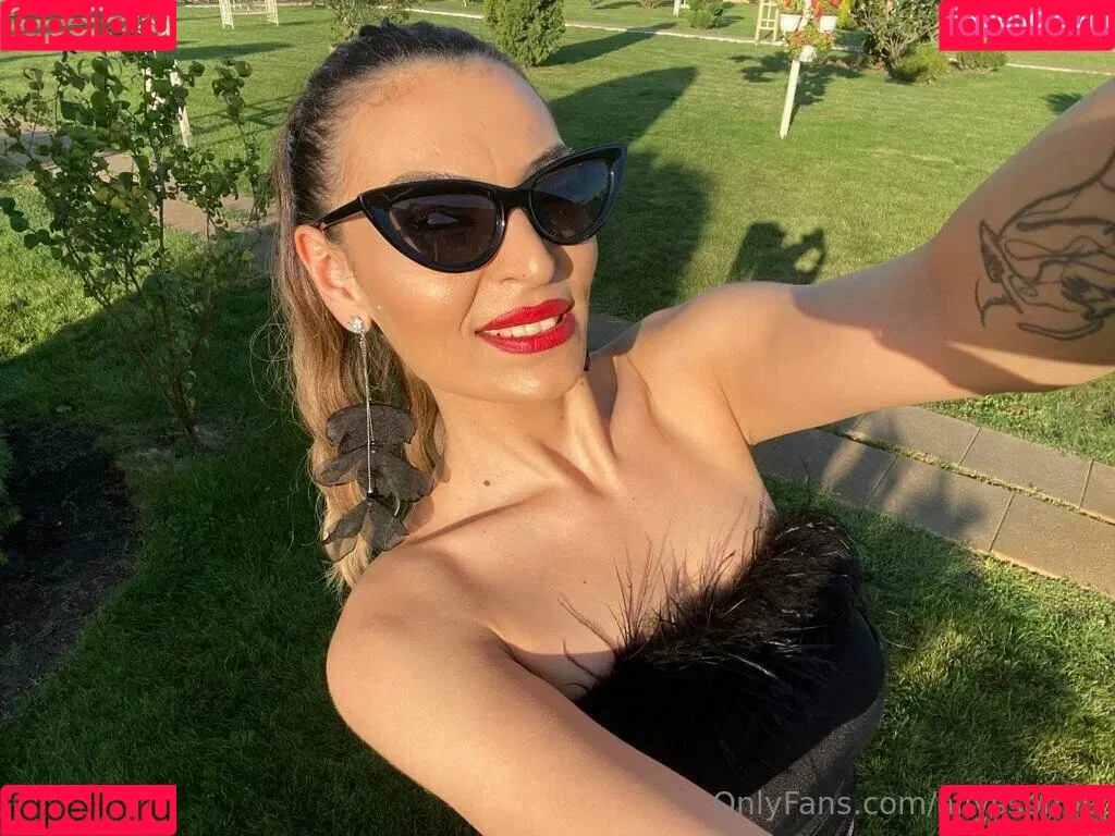 allysson69 Onlyfans Photo Gallery 