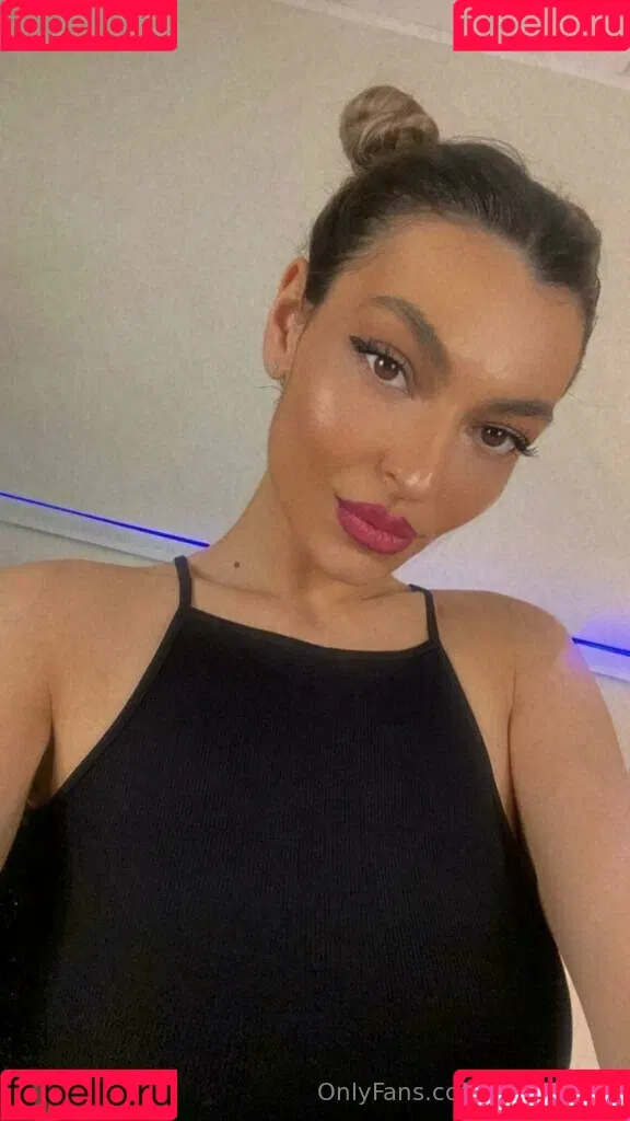allysson69 Onlyfans Photo Gallery 