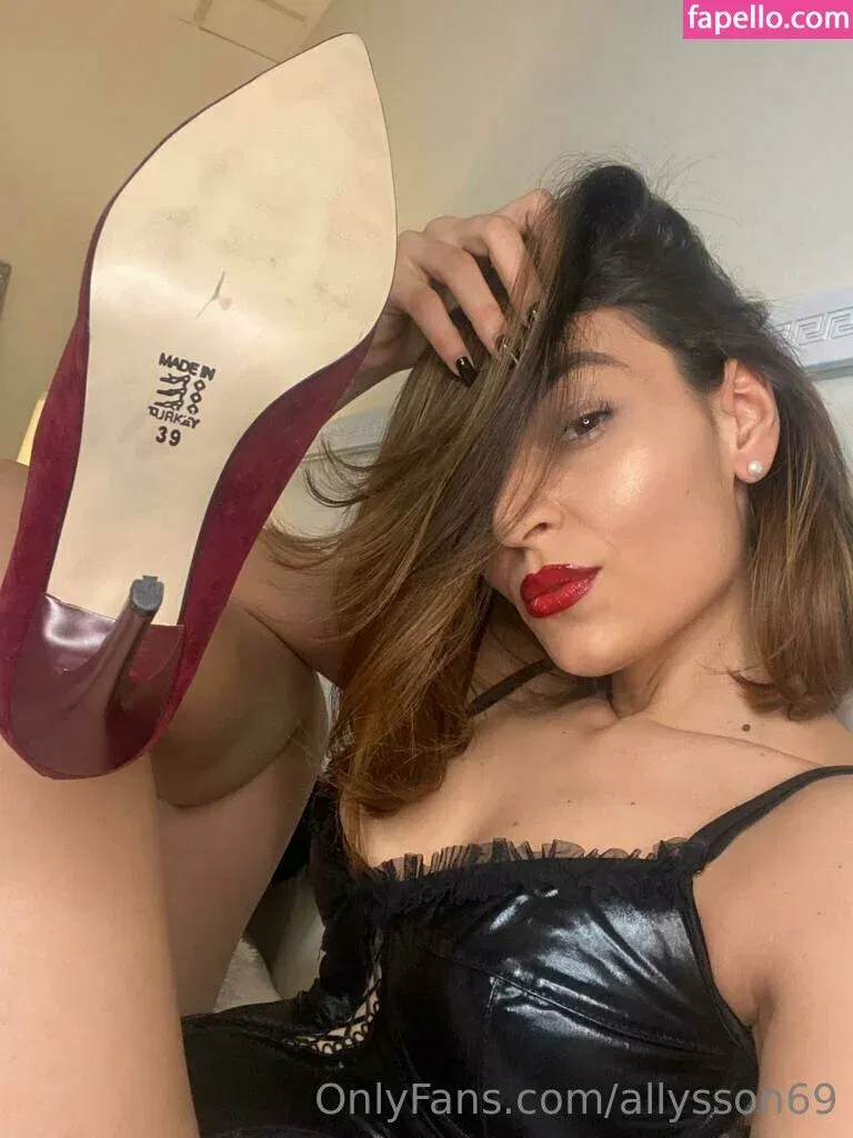 allysson69 Onlyfans Photo Gallery 