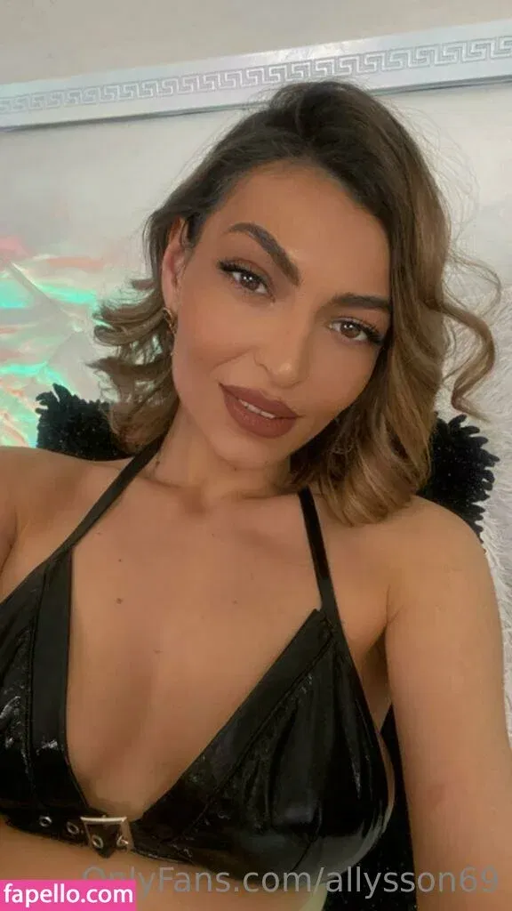 allysson69 Onlyfans Photo Gallery 