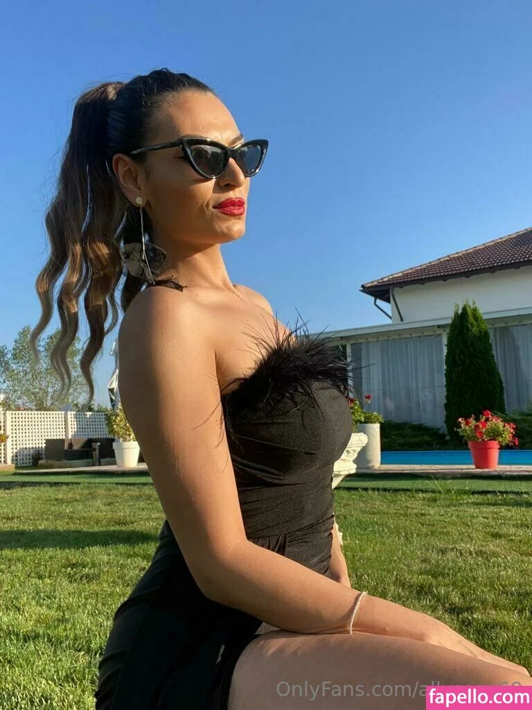 allysson69 Onlyfans Photo Gallery 