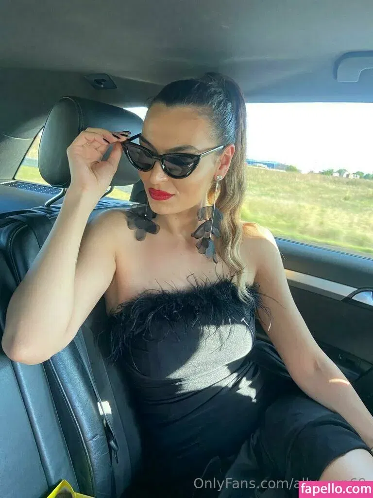 allysson69 Onlyfans Photo Gallery 