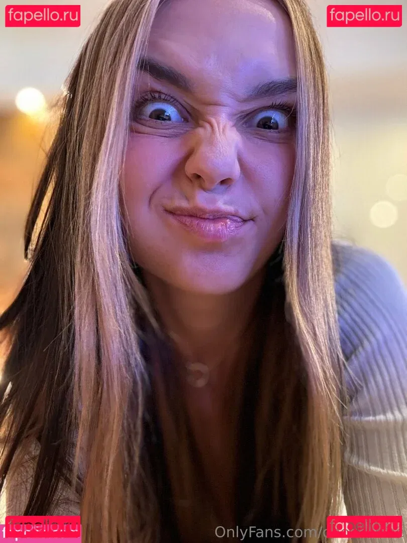 eva_oopsy Onlyfans Photo Gallery 