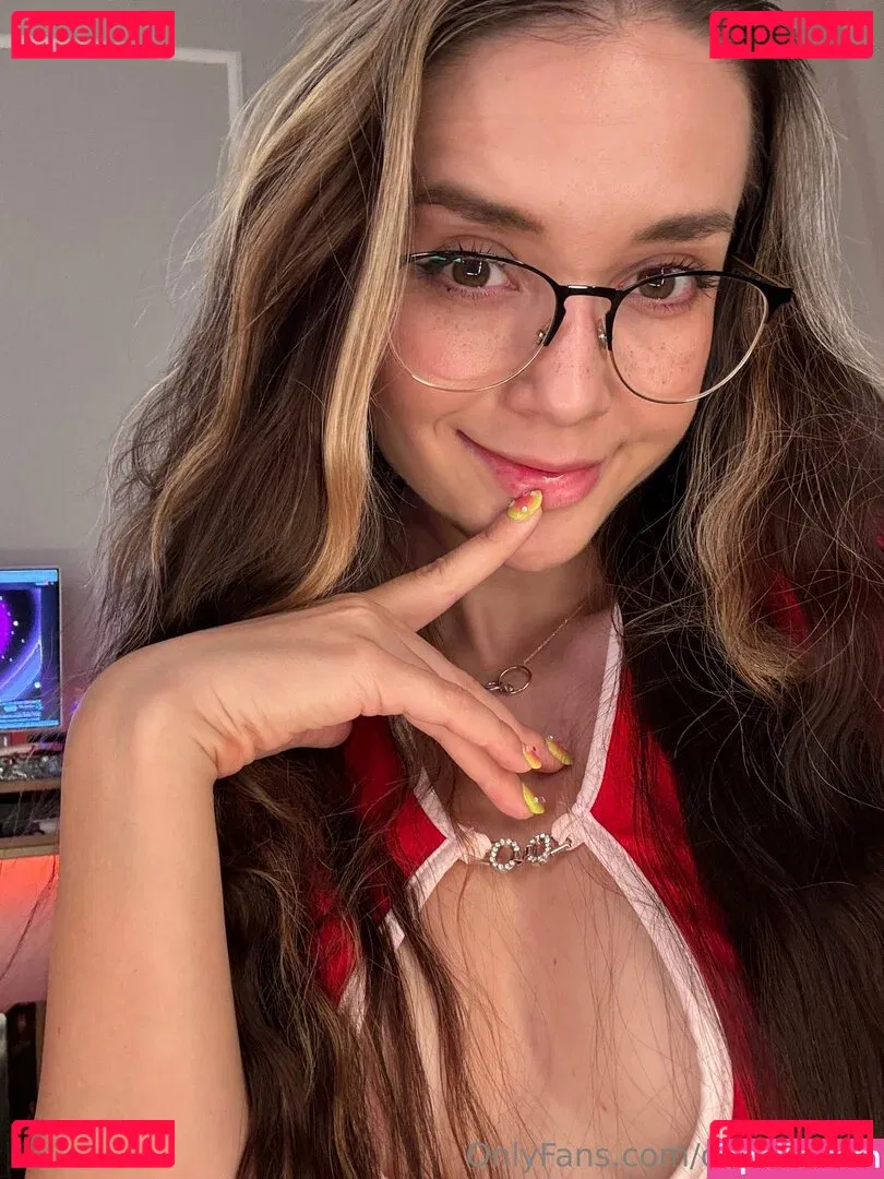 eva_oopsy Onlyfans Photo Gallery 