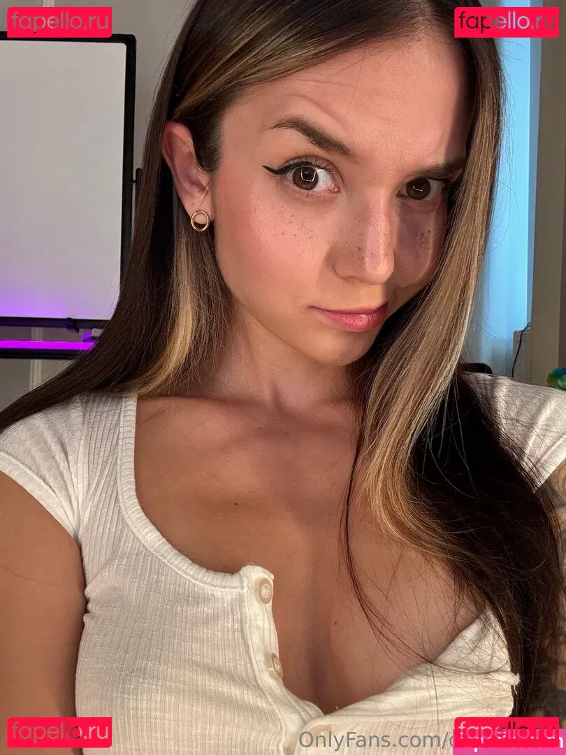 eva_oopsy Onlyfans Photo Gallery 