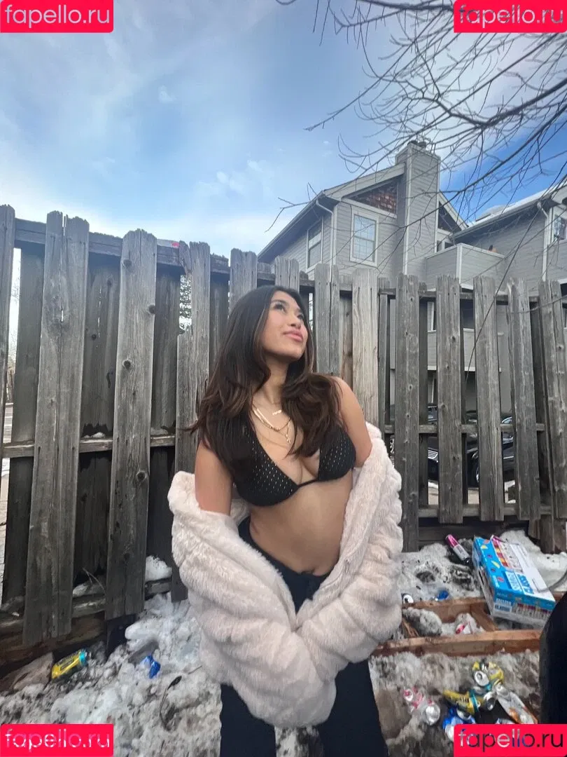 Krischelle Delgado Onlyfans Photo Gallery 