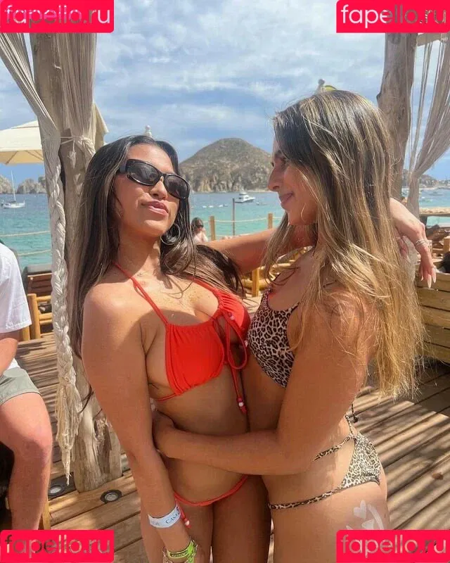 Krischelle Delgado Onlyfans Photo Gallery 