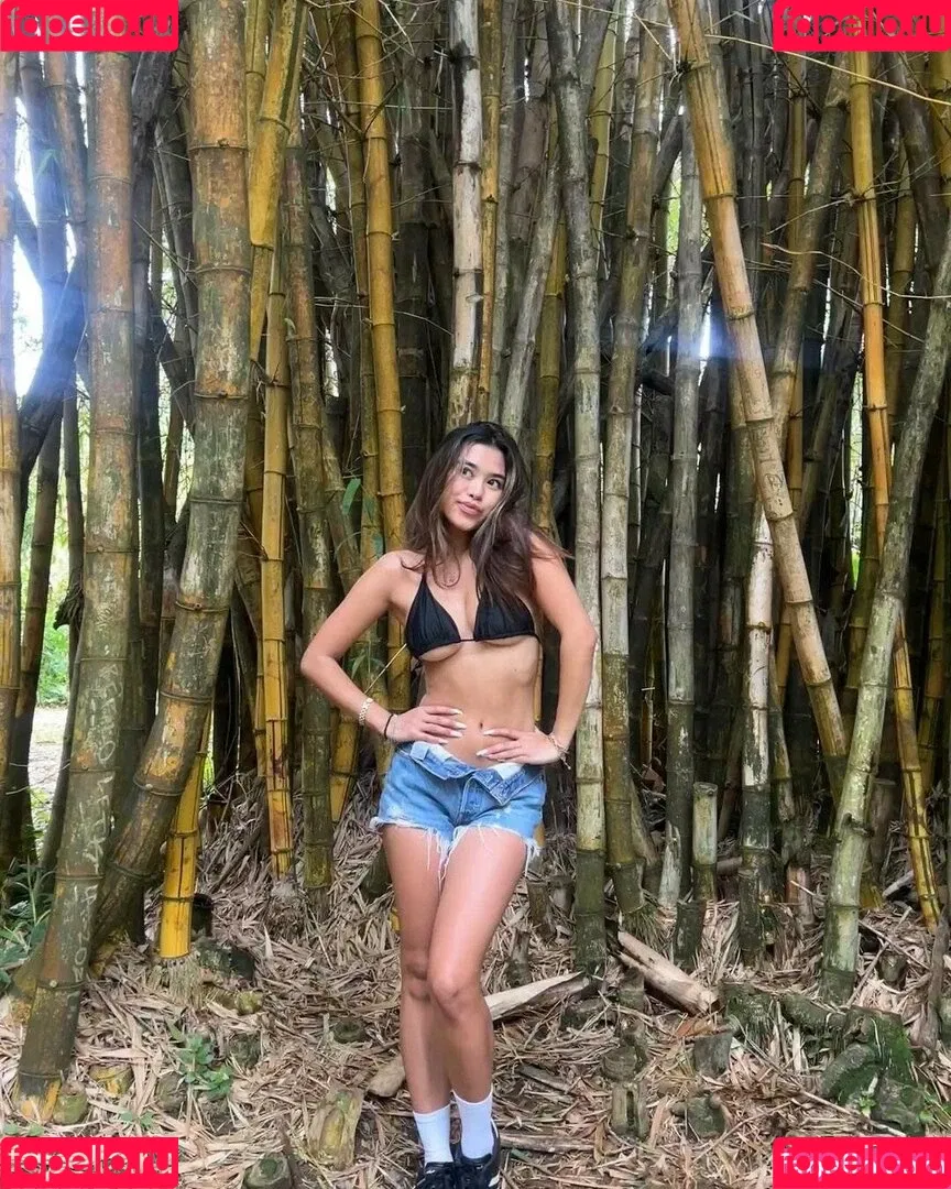 Krischelle Delgado Onlyfans Photo Gallery 