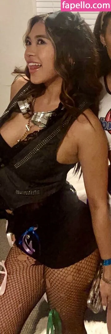 Krischelle Delgado Onlyfans Photo Gallery 