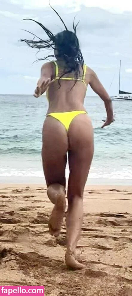 Krischelle Delgado Onlyfans Photo Gallery 