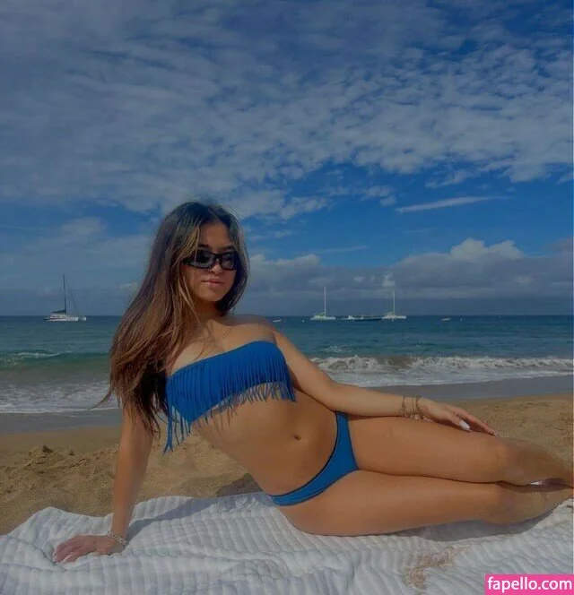 Krischelle Delgado Onlyfans Photo Gallery 