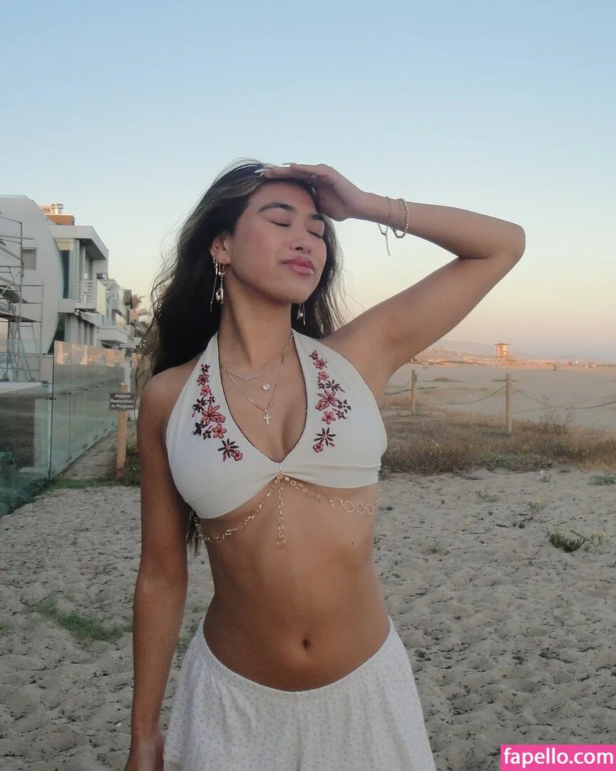 Krischelle Delgado Onlyfans Photo Gallery 