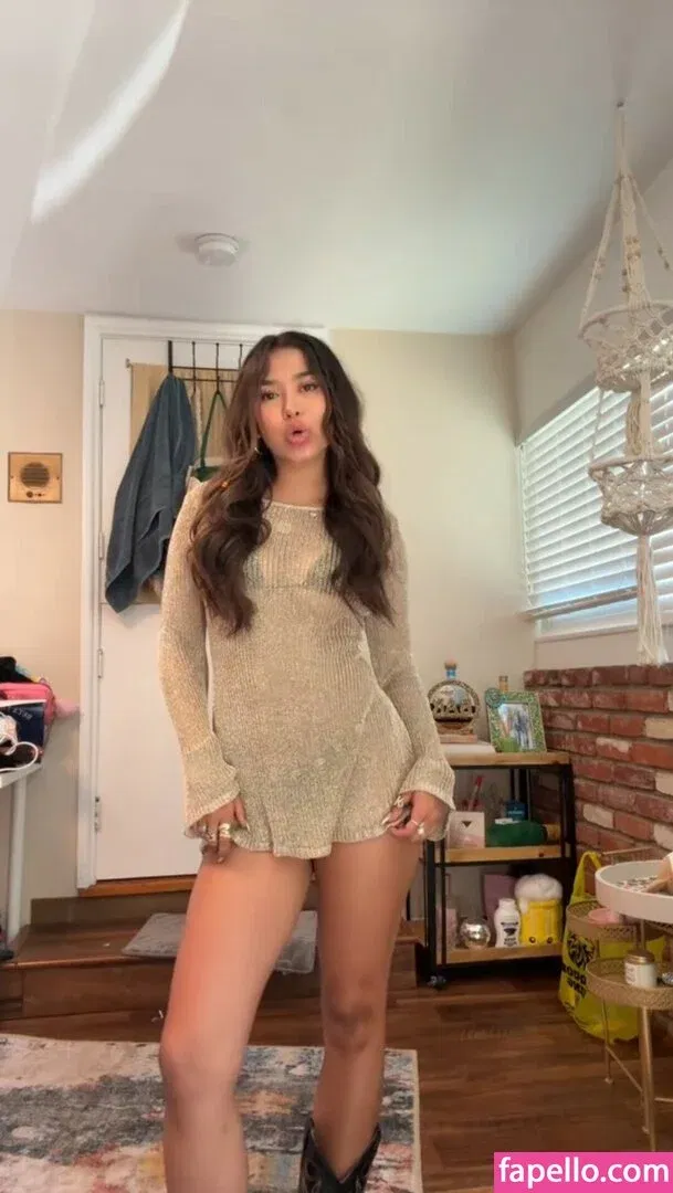 Krischelle Delgado Onlyfans Photo Gallery 