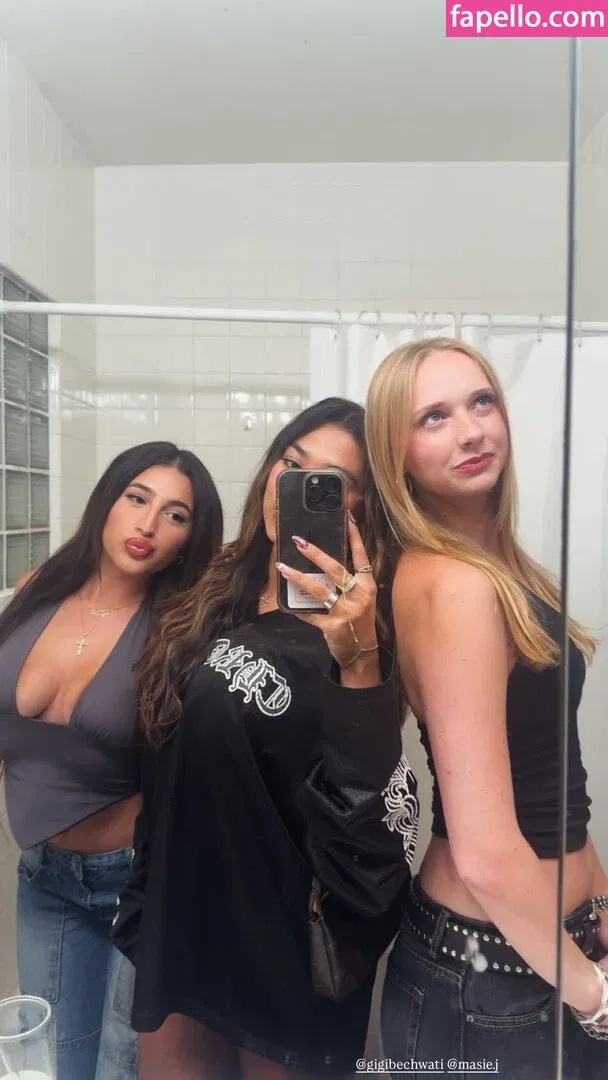 Krischelle Delgado Onlyfans Photo Gallery 