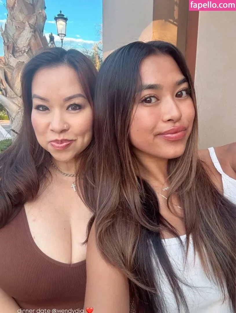 Krischelle Delgado Onlyfans Photo Gallery 