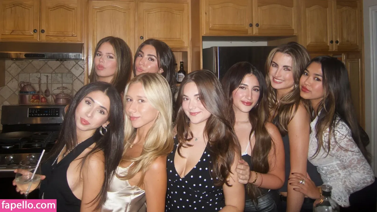 Krischelle Delgado Onlyfans Photo Gallery 