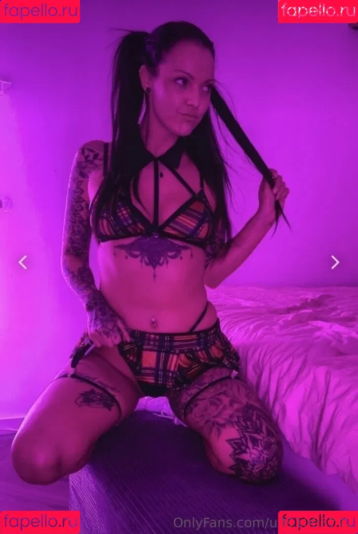 Detailing Girl Onlyfans Photo Gallery 