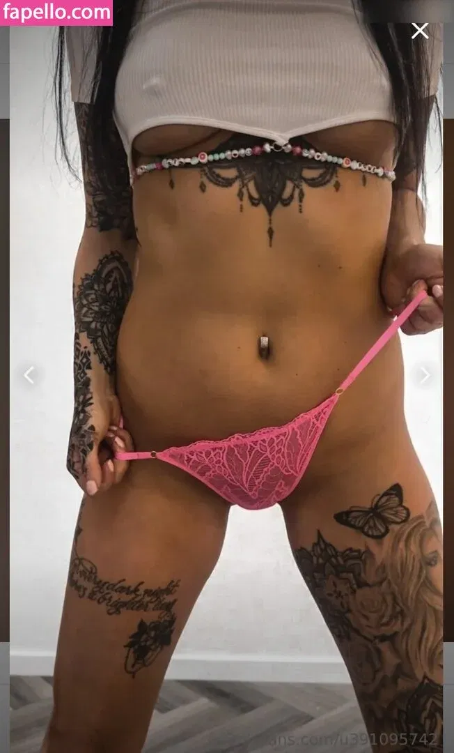 Detailing Girl Onlyfans Photo Gallery 