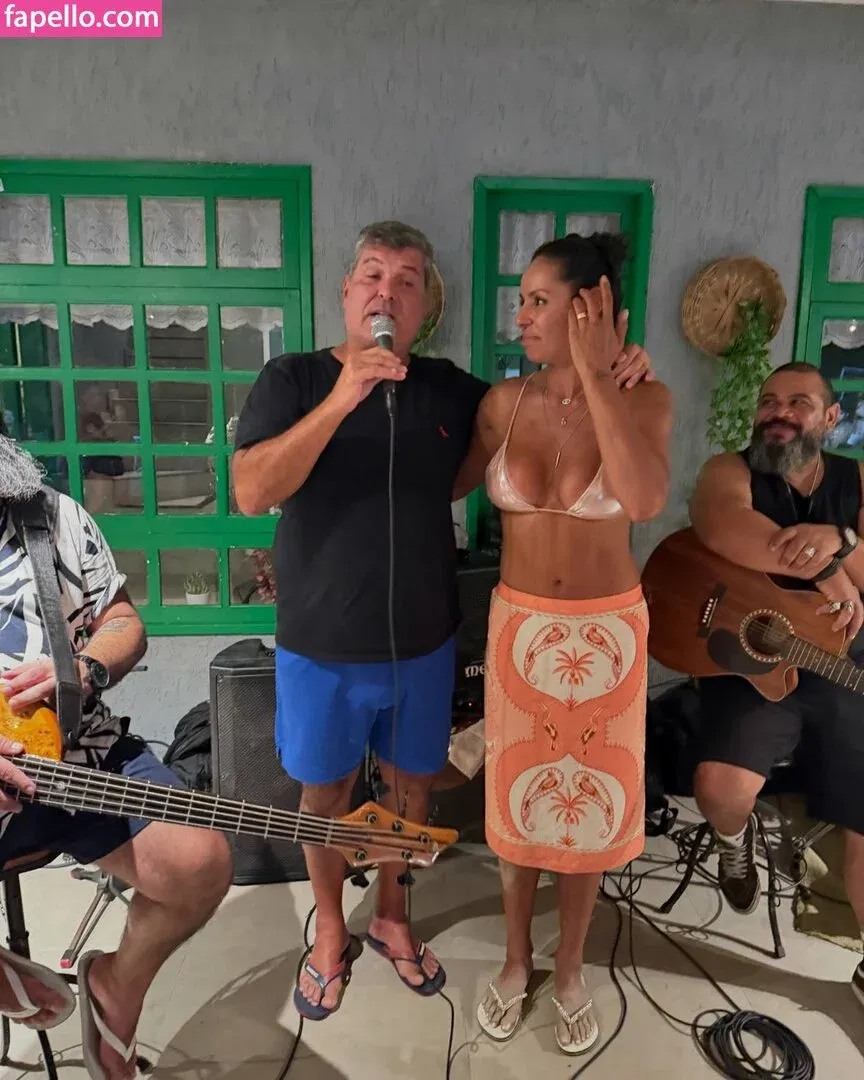 Paula Pequeno Onlyfans Photo Gallery 