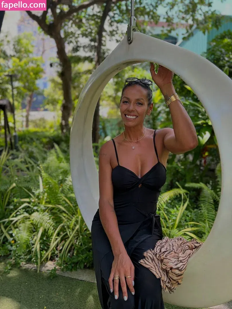 Paula Pequeno Onlyfans Photo Gallery 