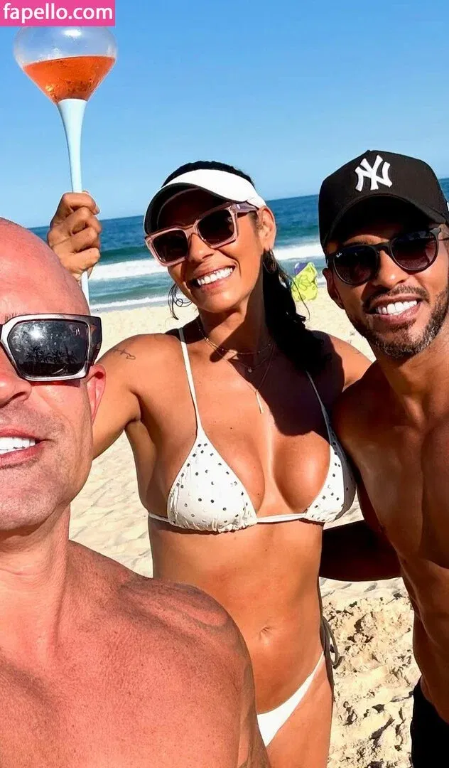 Paula Pequeno Onlyfans Photo Gallery 