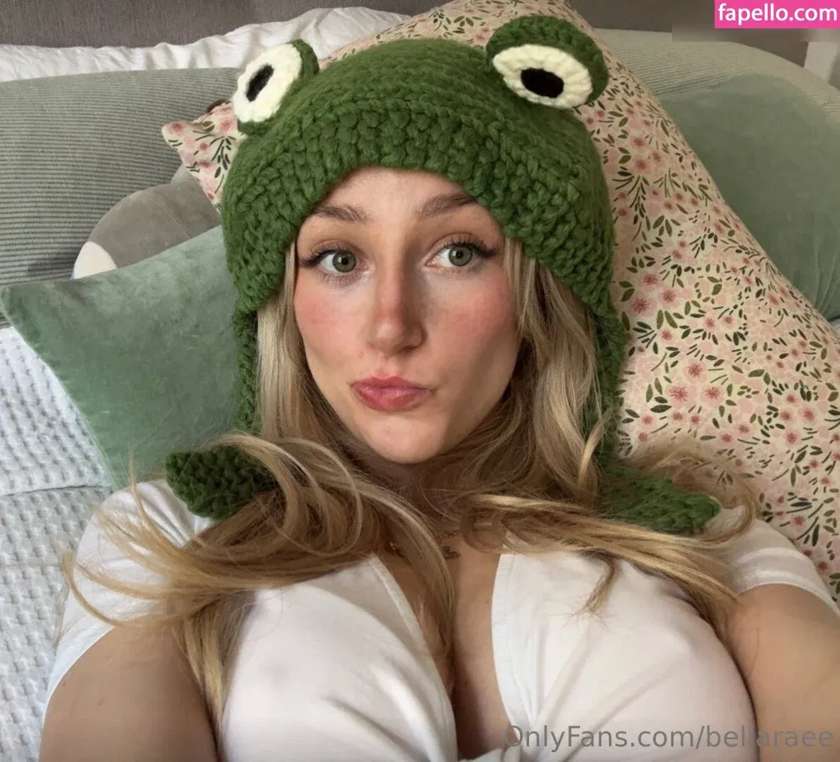 Bellaraee Onlyfans Photo Gallery 