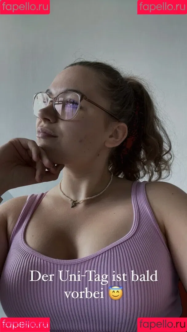 alisa_mach Onlyfans Photo Gallery 