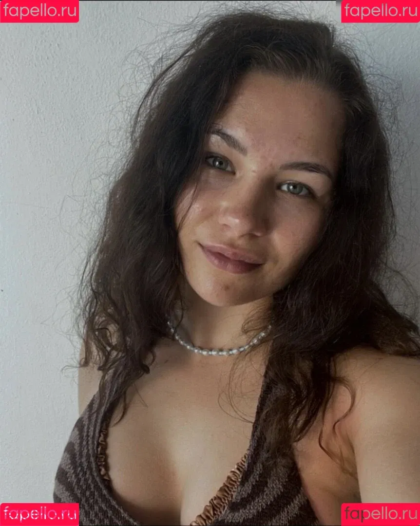 alisa_mach Onlyfans Photo Gallery 