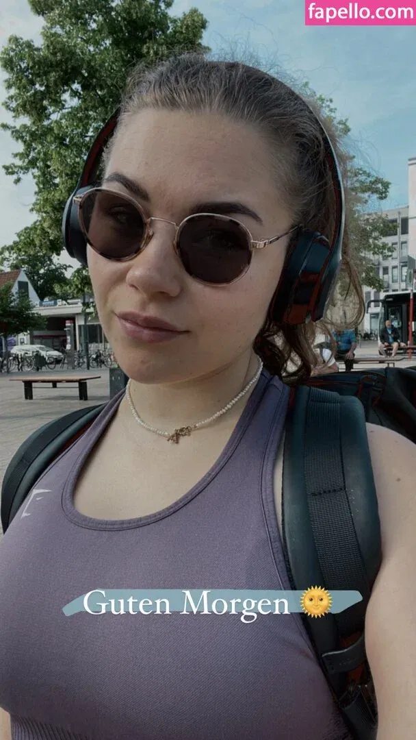 alisa_mach Onlyfans Photo Gallery 