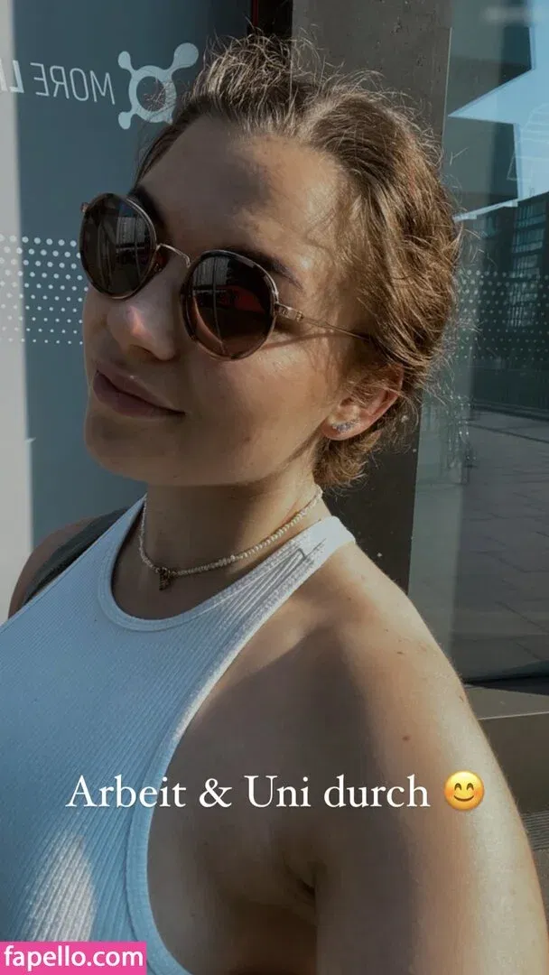 alisa_mach Onlyfans Photo Gallery 