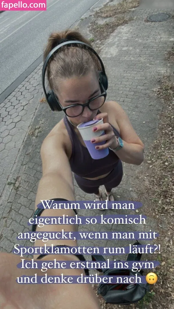 alisa_mach Onlyfans Photo Gallery 