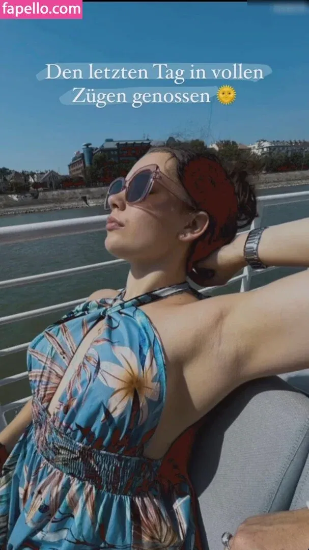 alisa_mach Onlyfans Photo Gallery 