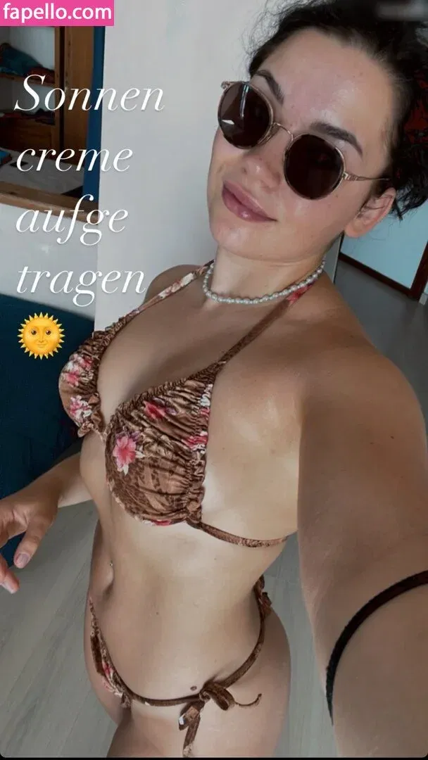 alisa_mach Onlyfans Photo Gallery 