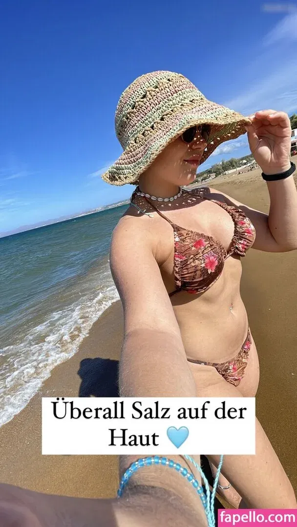 alisa_mach Onlyfans Photo Gallery 