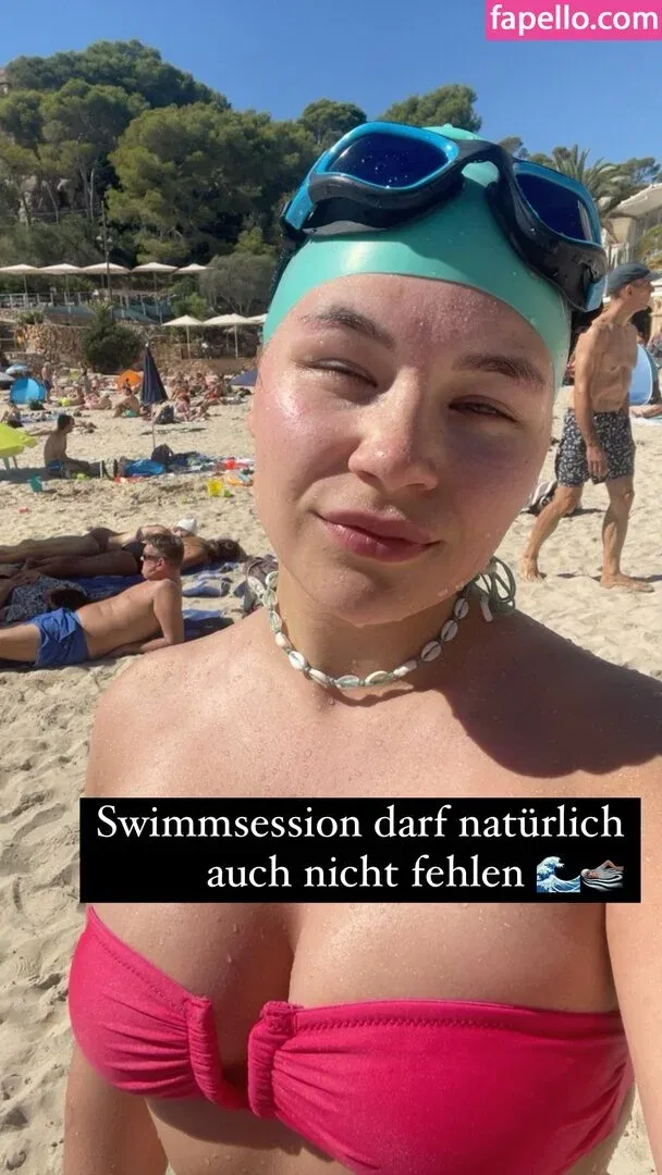 alisa_mach Onlyfans Photo Gallery 