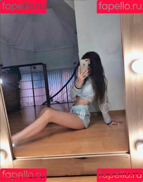 Meflia Nude Onlyfans Photo 21