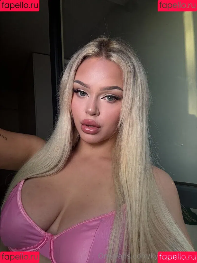 Kyliesweetie Onlyfans Photo Gallery 