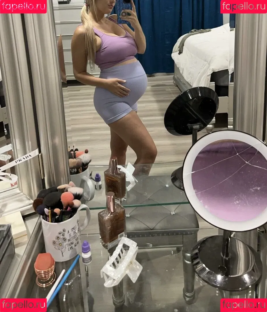 Your Baby Bunny Onlyfans Photo Gallery 