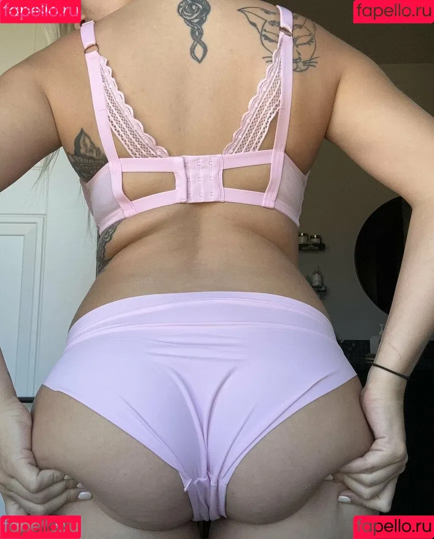 Your Baby Bunny Onlyfans Photo Gallery 