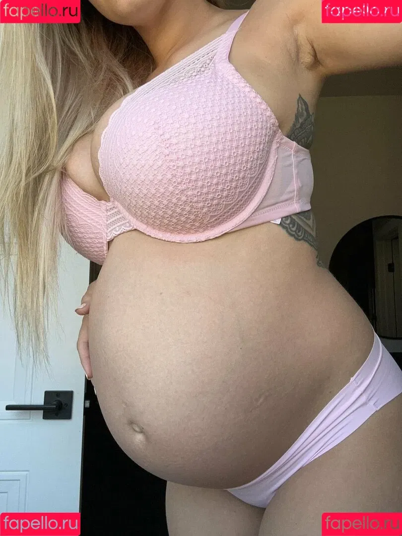 Your Baby Bunny Onlyfans Photo Gallery 