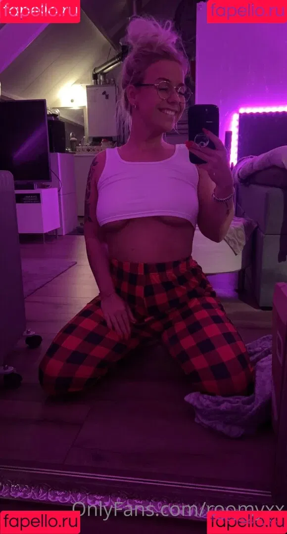 roomyxx Onlyfans Photo Gallery 