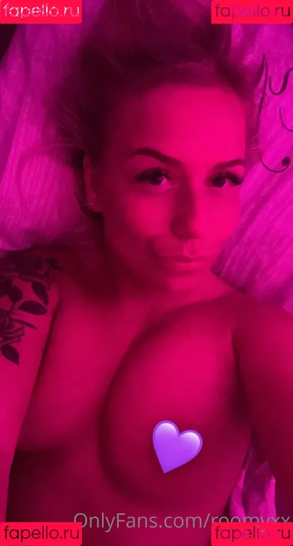 roomyxx Onlyfans Photo Gallery 